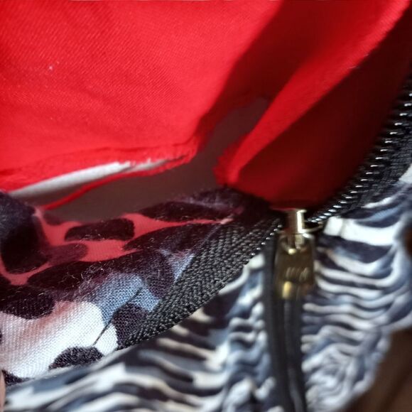 FASHION BLACK & GRAY LEOPARD PRINT JACKET W RED TURTLENECK DICKI EUC - Picture 4 of 5